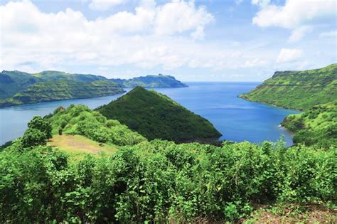 Comptroller Bay In Nuku Hiva Island Marquesas Islands Nuku Hiva