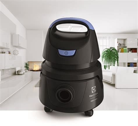 Aspirador Gua E P Hidrolux Awd Electrolux