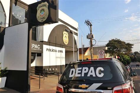 Flagrado Dirigindo B Bado E Em Alta Velocidade Homem Diz Ser Sobrinho