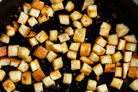 Easy Bread Crust Croutons Mrs Jones S Kitchen