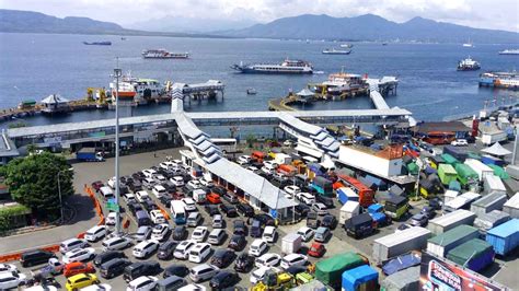 FOTO Hari Keempat Kepadatan Kendaraan Di Pelabuhan Ketapang