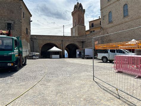 Tortoreto Piazza Campo Della Fiera Riapertura Parziale Per La Sagra