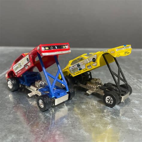Yahoo オークション HOT WHEELS ホットウィール SNAKE MONGOOSE PLYM