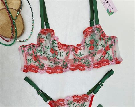 Royal Orchid Red Green Lace Lingerie Set Floral Pattern Mesh Bra And