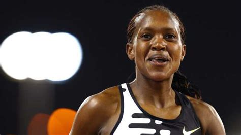 Faith Kipyegon Smashes The Womens 1 500m World Record At The Golden