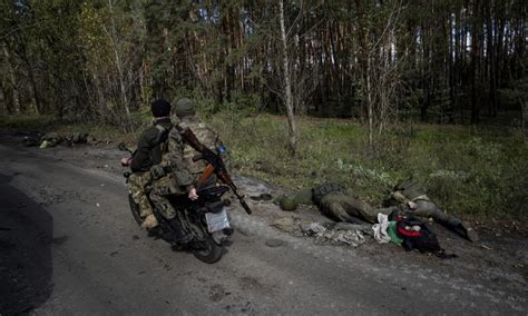 Russos fogem da guerra e deixam corpos de soldados para trás Jovem Pan