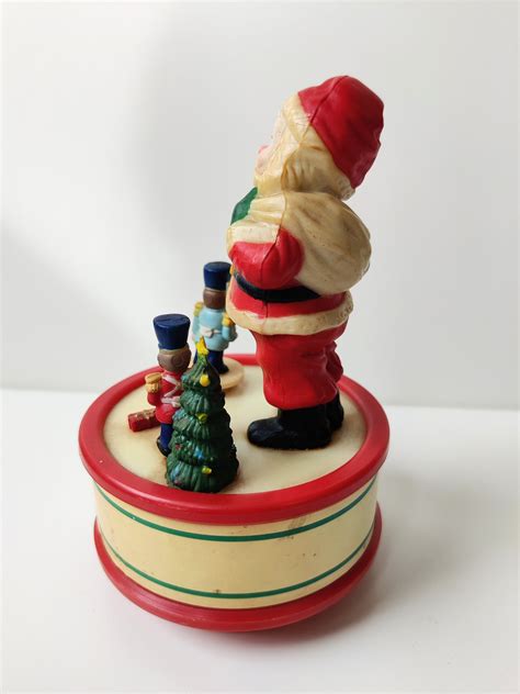 Enesco Vintage Music Box Wind Up Musicbox Silent Night Christmas Santa