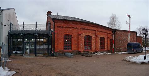 Eingang zum Suomi Rautatiemuseo Finnisches Eisenbahnmuseum in Hyvinkää