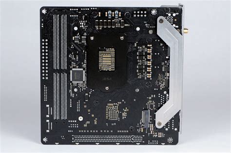 ASRock X570 Phantom Gaming ITX/TB3 Review - Board Layout | TechPowerUp