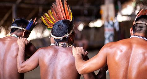 Región Amazónica Bailes y Trajes por Regiones Folclor y Tradiciones