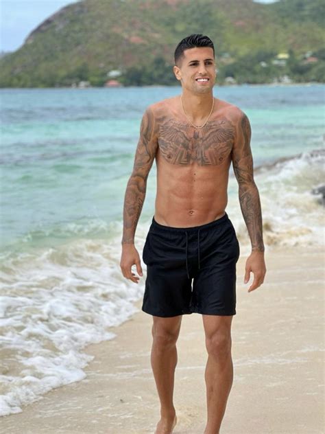 Jo O Cancelo Defesa Tv Dias