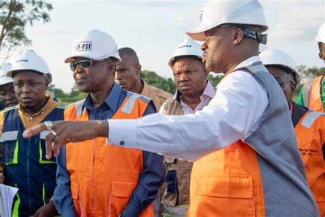 C Te Divoire Ferkessedougou Amadou Kon Sur Le Chantier Du Port Sec