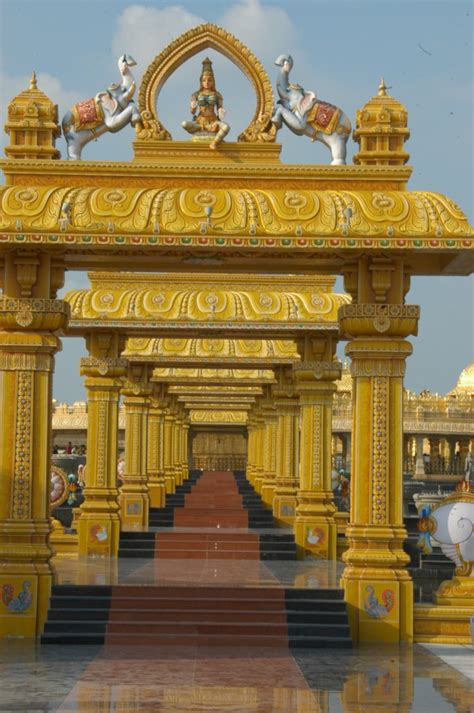 Tamilnadu Tourism Golden Temple Sripuram Vellore