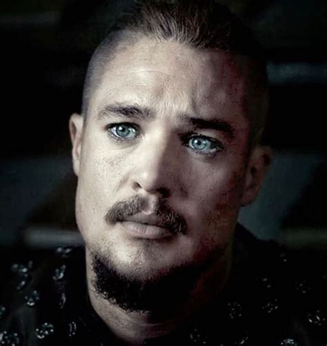 Alexander Dreymon As Lord Uhtred Of Bebbanburg In Netflix S