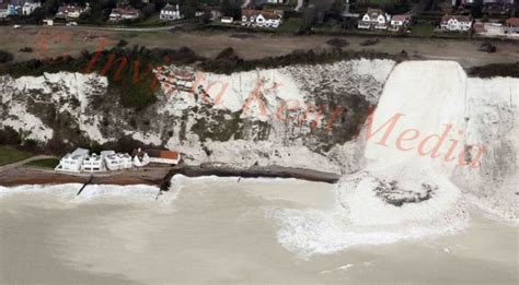 INVICTA KENT MEDIA PICS SHOWS Cliff Fall At St Margarets Bay In Kent