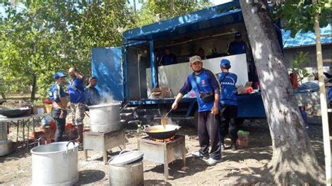 Tagana Dinsos Karangasem Bangun Dapur Umum Untuk Relawan Sediakan