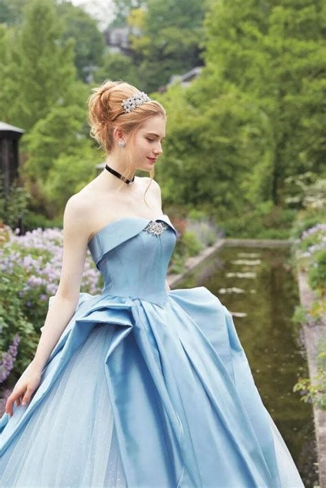 OMG You Can Now Get Married In A Disney Wedding Dress