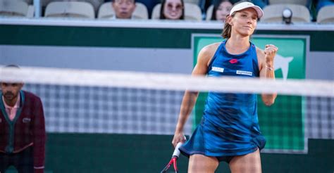 Roland Garros Gracheva Races Into Third Round Tennis Majors