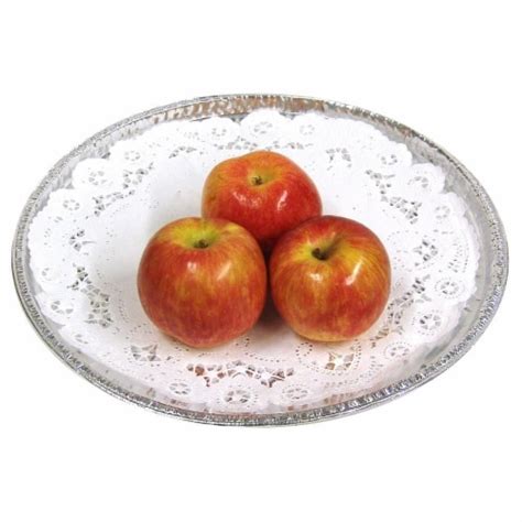 Small Organic Fuji Apples, 1 each - QFC