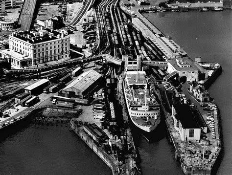 Disused Stations: Dover Marine/Dover Western Docks Station