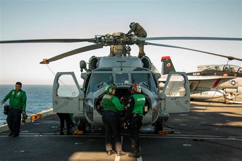 Dvids Images Abraham Lincoln Sailors Conduct Pre Flight Check