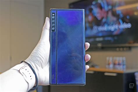 TCL показала необычные складные смартфоны: с выдвижным дисплеем и ...