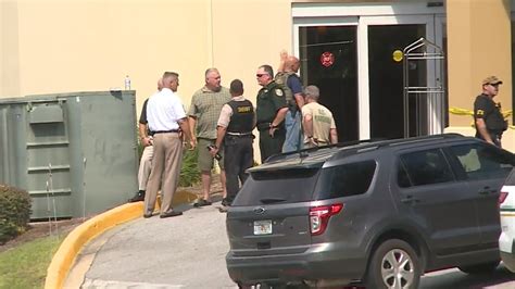 Man Fatally Shoots Florida Deputy Outside Law Office