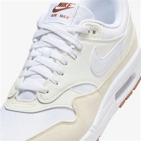 La Nike Air Max Sc Sail Une Sneaker Intemporelle Pour Les