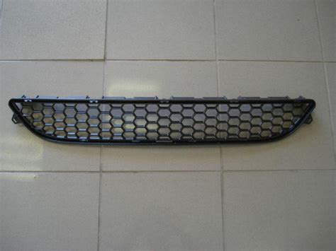 Find Volvo Oem Center Lower Grill S In Shrewsbury New Jersey Us