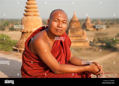 Buddhist Monk At Dusk Hi Res Stock Photography And Images Alamy