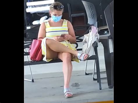 Sexy Milf Upskirt XVIDEOS