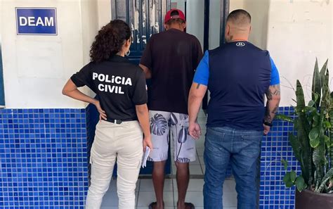 Padrasto Preso Por Policiais Da Deam Por Maus Tratos A Crian A De