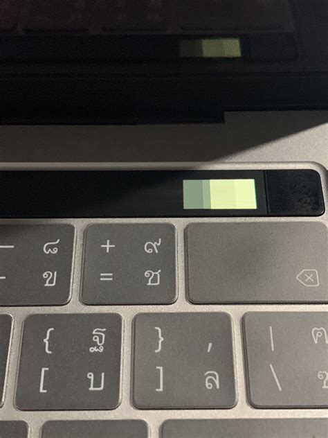 Flashing Flickering Touch Bar Macbook Pro Apple Community