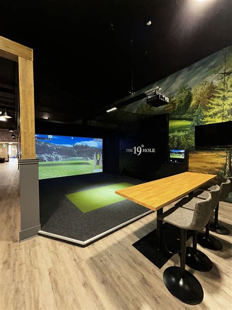 Golf Anytime At The 19th Hole 24 7 Golf Simulator In Stonewall