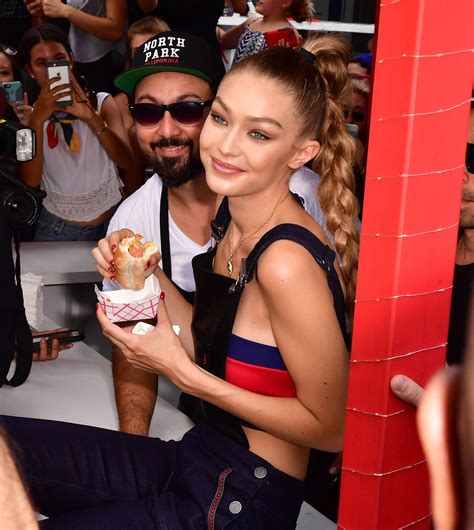 Exactly What Gigi Hadid Eats for Breakfast, Lunch, and Dinner Every Day | Glamour