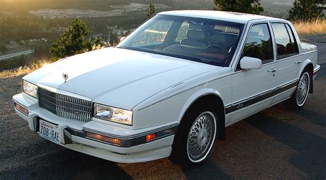 1990 Cadillac Seville - Information and photos - MOMENTcar