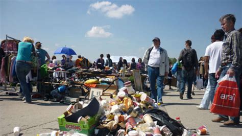 Riesen Flohmarkt Auf Der Theresienwiese Die Impressionen