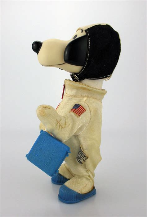 Snoopy Astronaut Rubber Doll - RARE! (Missing Helmet) | snoopn4pnuts.com