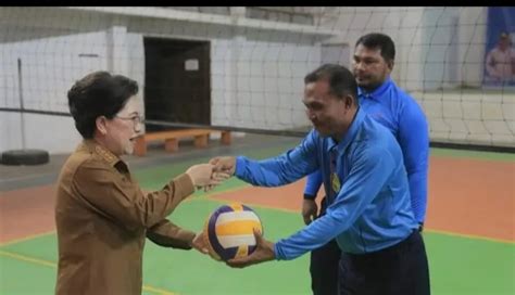 Penjabat Bupati Sangihe Resmi Buka Turnamen Volley Ball Kapolres Cup