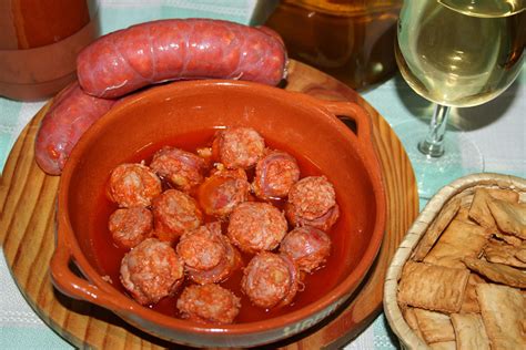 Chorizo Al Vino Gurm