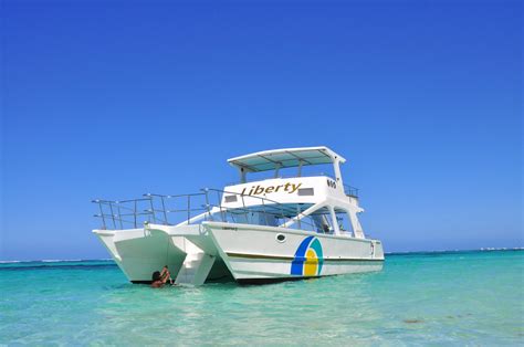 CATAMARAN PRIVATE CHARTER – Catamaran Caribbean