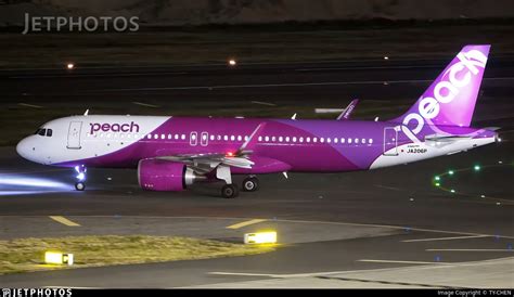 JA206P Airbus A320 251N Peach TY CHEN JetPhotos