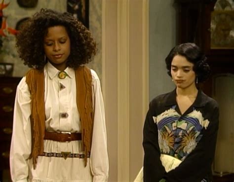 Times Denise Huxtable From The Cosby Show Proved She Was A Fashion