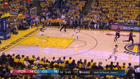 Nba Playoff 2017 Warriors Vs Trail Blazers Round 1 Game 1 Move 8