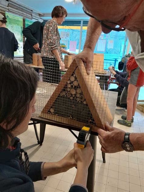 Atelier Fabrication G Te Abeilles Pour Les Ans Du Parc Des Ecrins