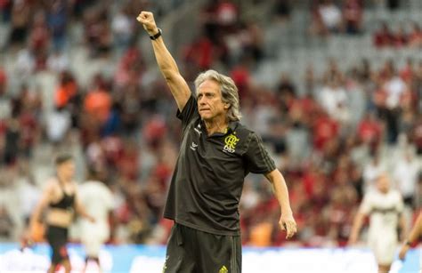 Jorge Jesus revela o melhor jogador e equipe que já treinou em sua