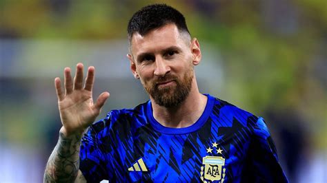 Lionel Messi So trainiert der Weltfußballer MEN S HEALTH