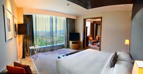 Grand Hyatt Gurgaon - World Rainbow Hotels