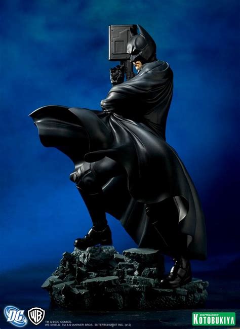 Dark Knight Rises Batman Artfx Statue Batman The Dark Knight The Dark Knight Rises Batman