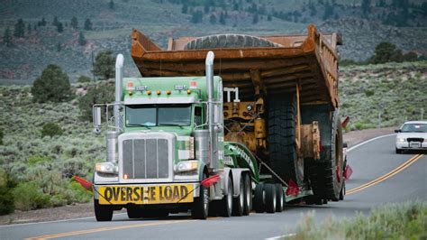 Heavy Hauling and the Dangers of Oversized Truck Loads - Equipment ...